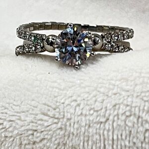 Elegant Silver Women's Ring